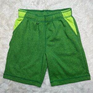 Joe Fresh Shorts Mesh Green Size 8